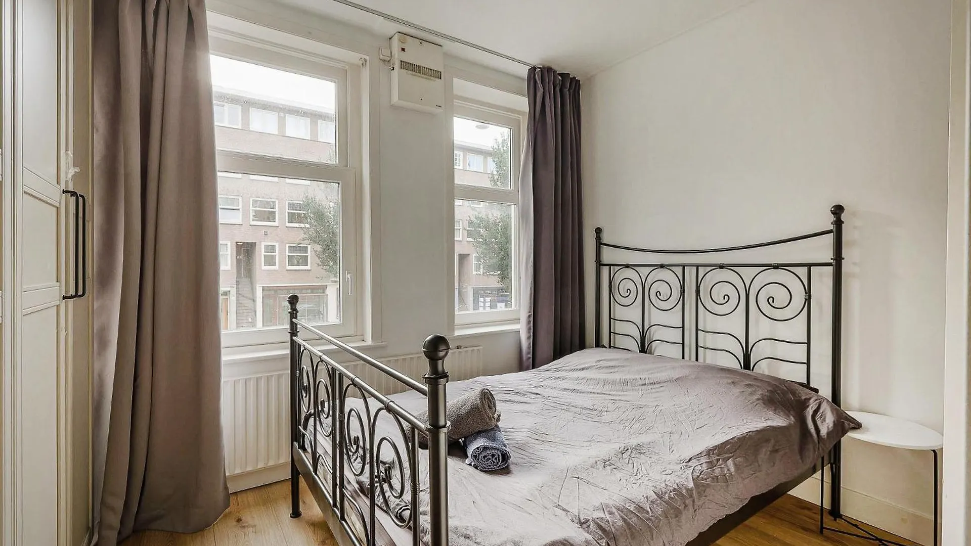 Light And Modern Apartment Amsterdam Netherlands